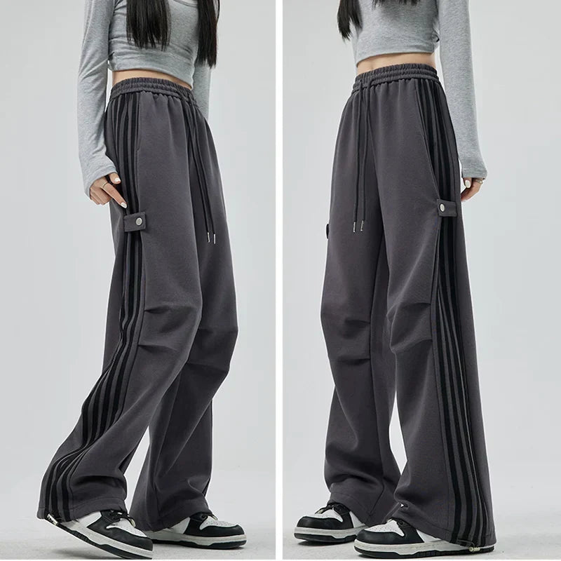 SARAH WOODS SWEATPANTS