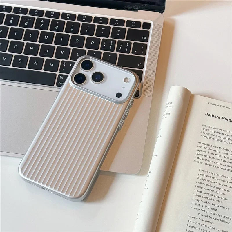 Lumine Vault 3D Case – iPhone 17 Series
