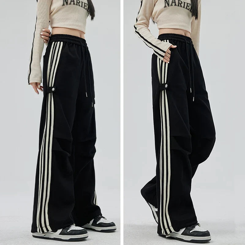 SARAH WOODS SWEATPANTS