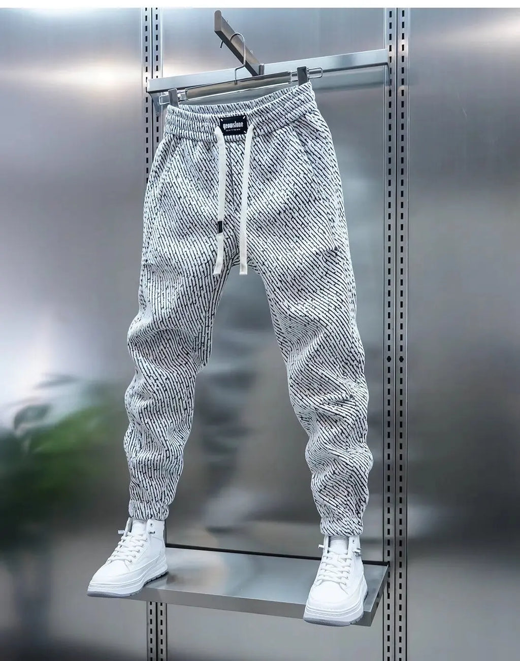 EMBERON TAPERED JOGGER