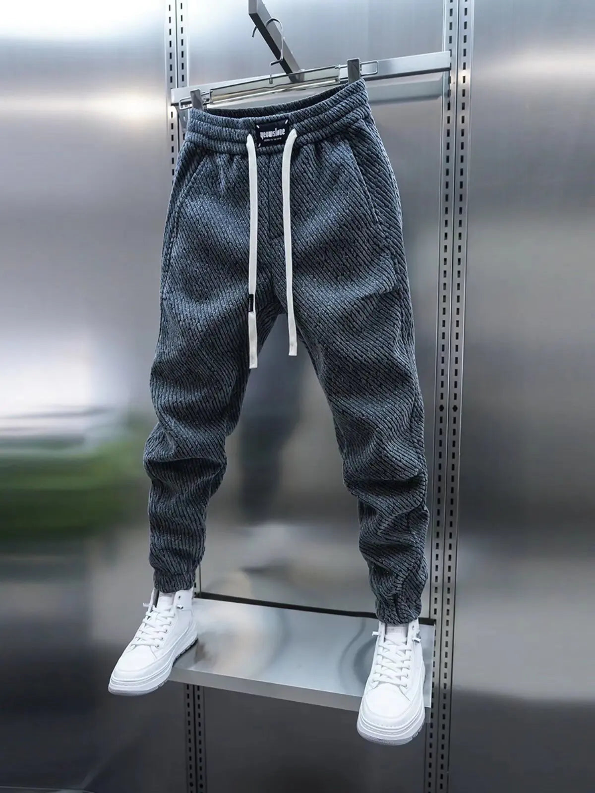 EMBERON TAPERED JOGGER